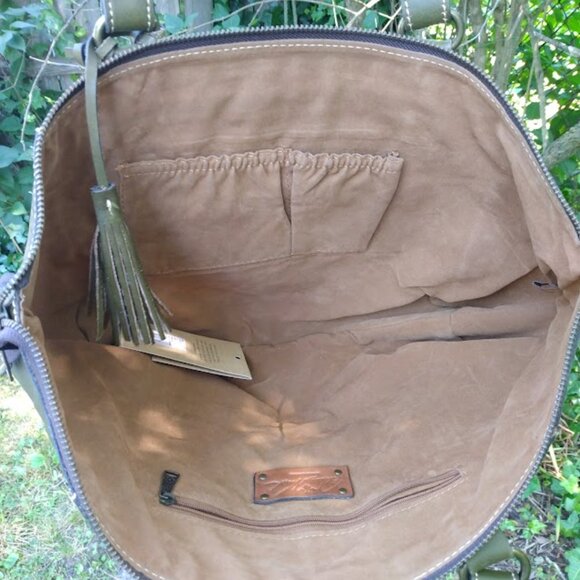 Patricia Nash Leather Shoulder Bag Tote Purse Double Handles NWT Galetti Green - Picture 7 of 9